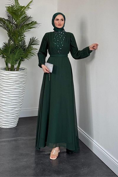 MERVEN AKYÜZ Βραδινό φόρεμα Emerald Barniy με πέτρες στο μπροστινό μέρος