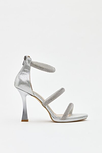 Hayati Arman Women's Three Band Evening Dress Shoes Lame