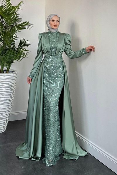 MERVEN AKYÜZ Βραδινό φόρεμα Gabriella Cape Satin Mint