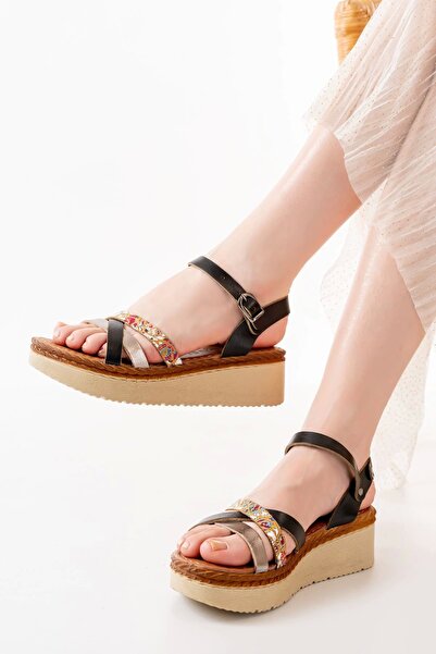 zenalook 730-015 صندل نسائي أسود من الجلد الطبيعي لتقويم العظام من Garni