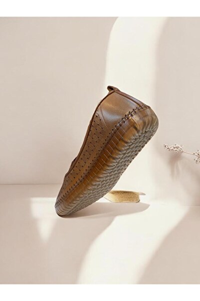 Voyager Women's Inner and Outer Genuine Leather Orthopedic Poly Sole Daily Shoes