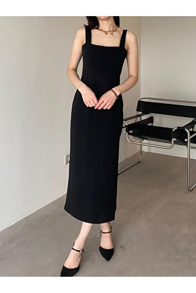 Bade Butik فستان أساسي بفتحة رقبة مربعة باللون الأسود