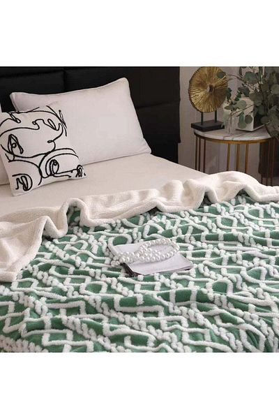 Comfy Bell SOFT & LUXURIOUS 200 X 230 CM GREEN EMBOSSED BLANKET