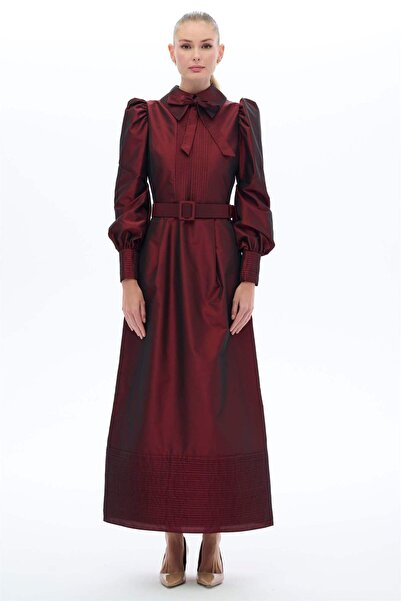 miha Hicran Önal فستان مضلع من التفتا باللون العنابي