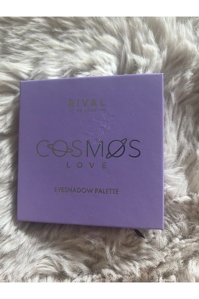 Rival De Loop Cosmos Love Eyeshadow Palette