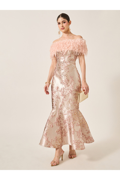 Styli فستان ماكسي حورية البحر بتفاصيل من الفرو الصناعي من الجاكار