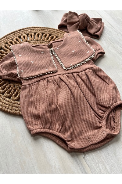 Butik FukukumBaby Kalp Nakışlı Kare Yaka Kız Bebek Romper