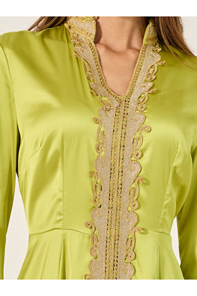 Styli Lace Detail Collared Flared Jalabiya
