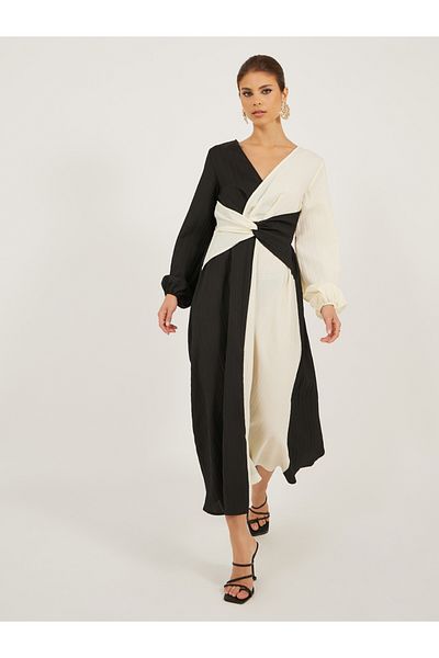 Styli Color Block Long Sleeves A-Line Maxi Dress