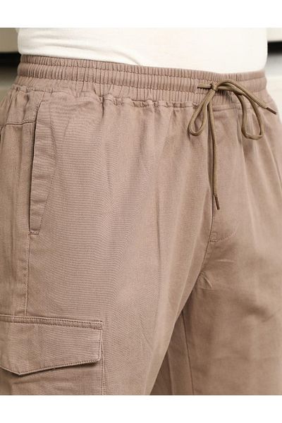 High Star By Styli High Rise Regular Fit Trousers with Cargo Pockets