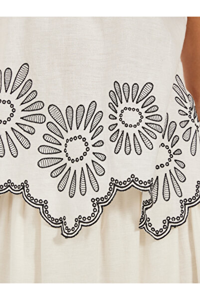 Styli Schiffli Embroidered Hem Sleeveless Blouse