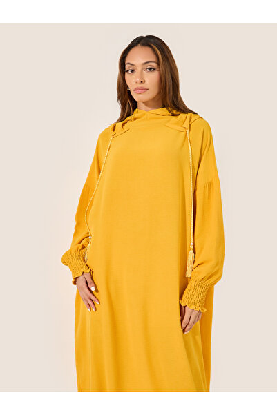 Styli Oversized Hooded Jalabyia with Tassel Detail