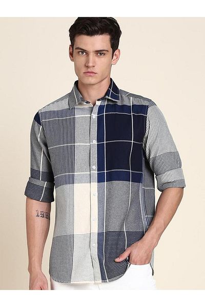 Dennis Lingo By Styli Checked Long Sleeves Casual Shirtt