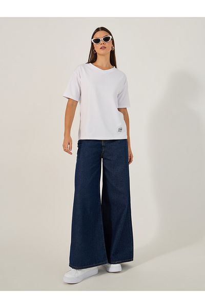 Styli Short Sleeve V Neck Plain Regular T-Shirt