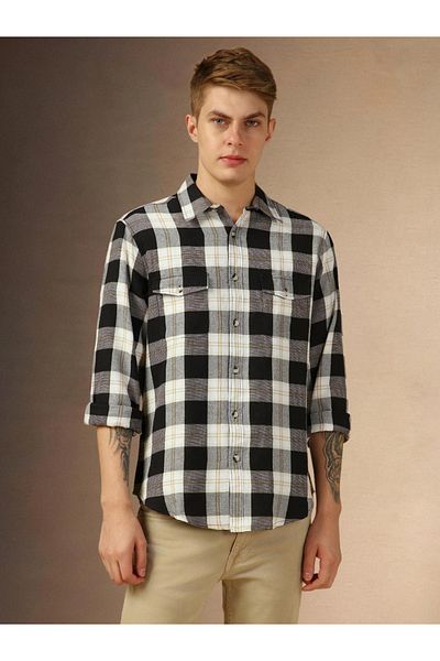 Dennis Lingo By Styli Checked Long Sleeves Casual Shirt