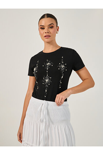 Styli تي شيرت مزخرف بأكمام قصيرة ورقبة دائرية