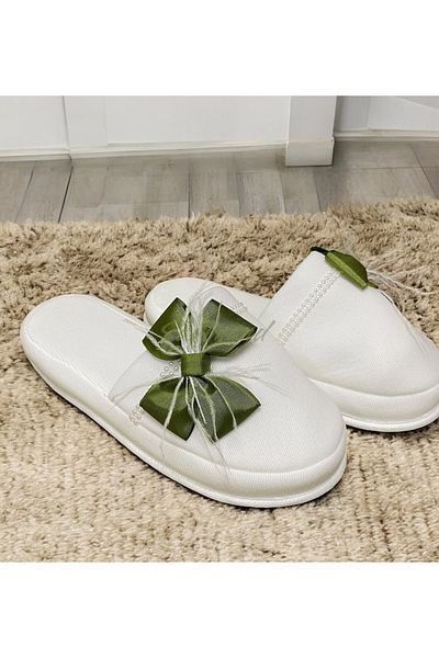 SavBrand Green Bow Feather Maternity Slippers and Crown, Mother Maternity Slippers and Crown