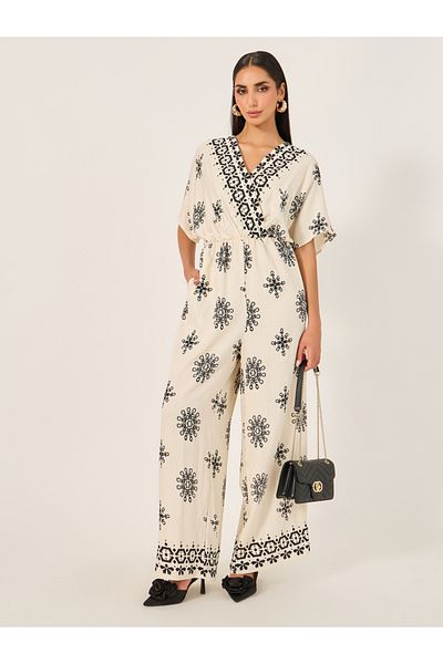 Styli Printed V Neck Half Sleeve Jumpsuit