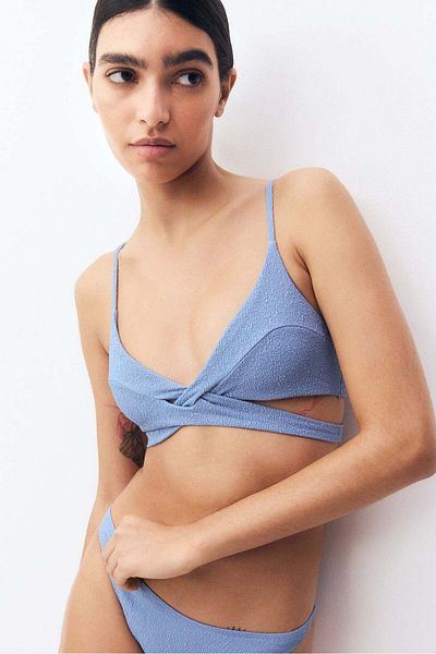 H&M الجزء العلوي من بيكيني مثلث مبطن