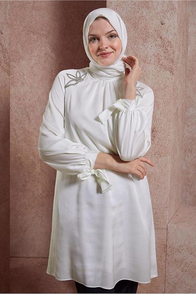 Alvina Tunica din Satin - Imprimata cu Pietre, Model 44586