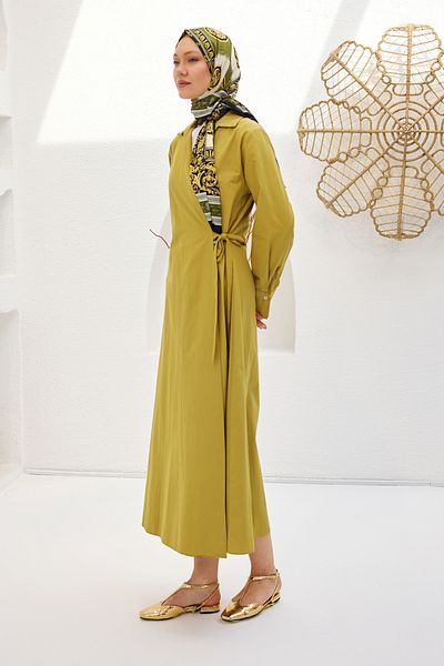 LOCCO Γυναικείο φόρεμα Green Oil Green Poplin Jan με δέσιμο