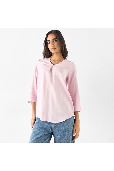 FAV V-neck Top with 3/4 Sleeves