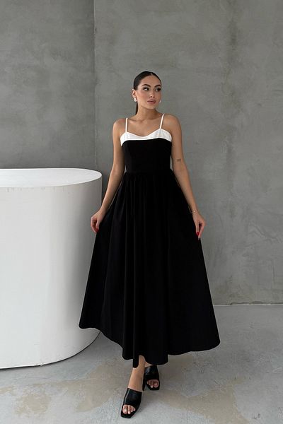 Seda Yalçın Atelier Rochie neagră cu șnur cu garnitură în față