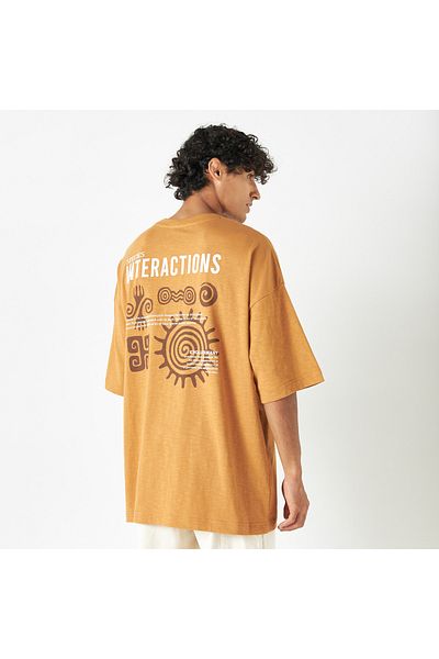 FAV Graphic Print T-shirt with Crew Neck and Dropped Sleeves