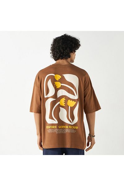 FAV Graphic Print Crew Neck T-shirt with Short Sleeves
