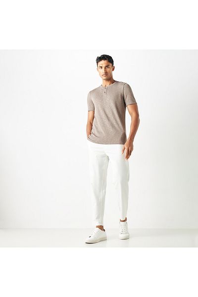 FAV Henley Neck T-shirt with Short Sleeves