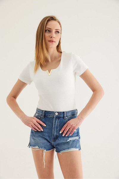 Raneel Kazançlı Alışveriş Collar V Detail Short Sleeve Camisole Blouse White