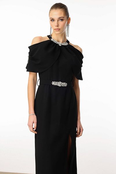 Moda İlgi Black Detailed Dress - with Collar and Belt Accessories