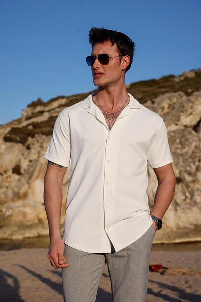 Pobudo White Color Textured Short Sleeve Men's Shirt
