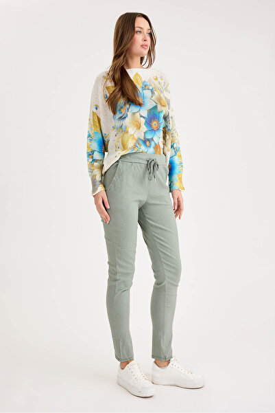 Vitrin Штани з блискучими шнурками на поясі та кроєм у вигляді моркви