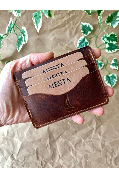 ALESTA LEATHER (نكتب الاسم) حامل بطاقات صغير مصنوع يدويًا من الجلد الطبيعي لل...