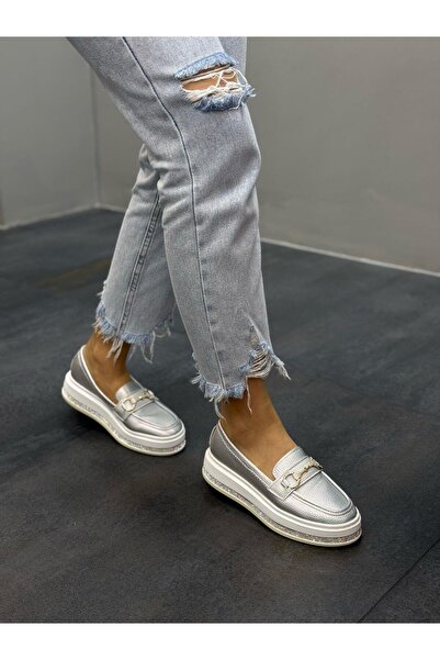 DİVA Дамски ежедневни обувки в сребрист цвят, украсени с камъни