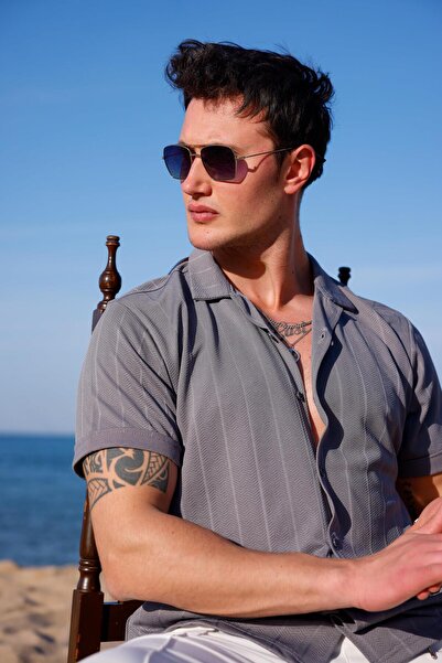 Pobudo Men's Anthracite Color Knitted Rug Pattern Short Sleeve Shirt