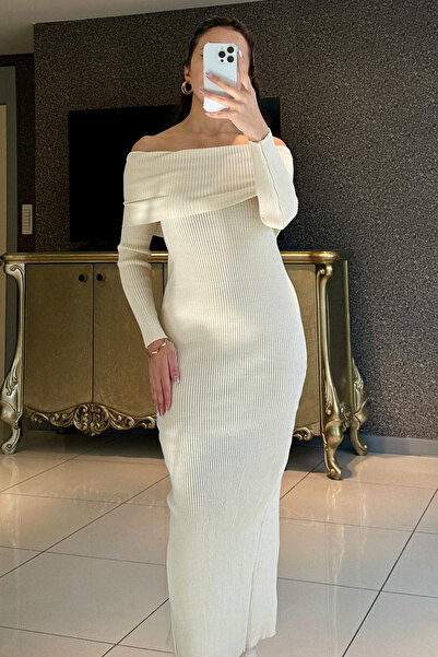 Damla Demli Madonna Yaka Triko Elbise