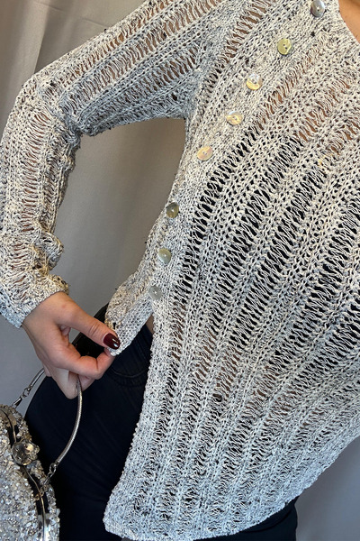 Damla Demli Open Side Knitted Gray Sweater