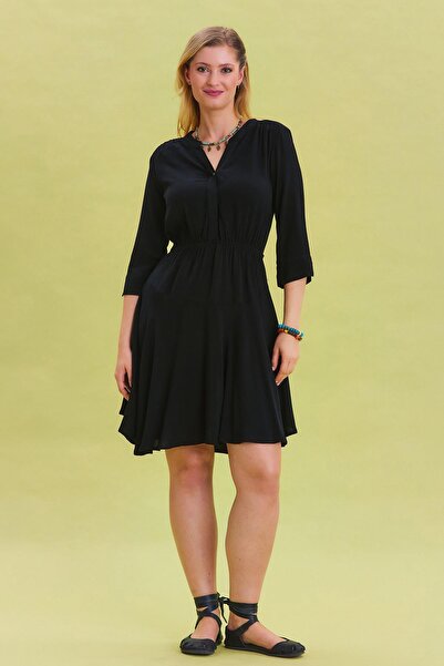 Los banditos Φόρεμα μίντι με λαιμόκοψη με λεπτομέρεια με κουμπί