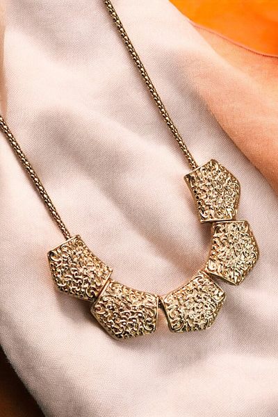 EUROMODA Thick Snake Chain Choker Necklace with Special Design