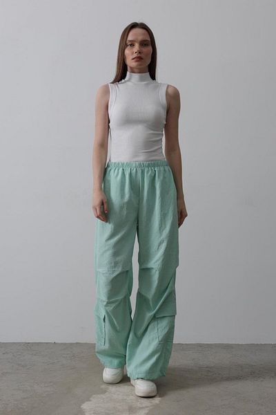 Kokosh moda Mint Parachute Cargo Pants