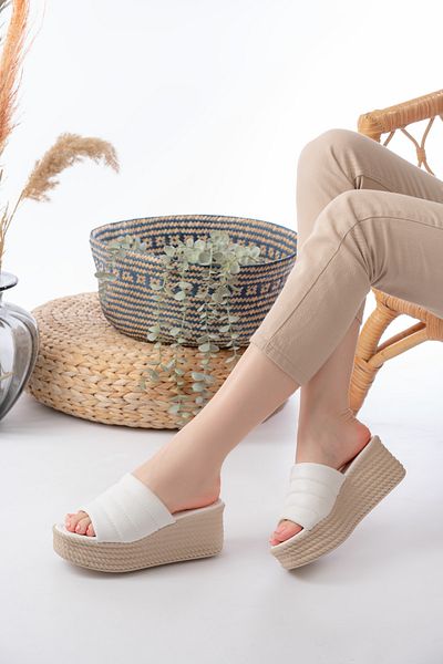 GNY AYAKKABI High Sole Stylish Slippers