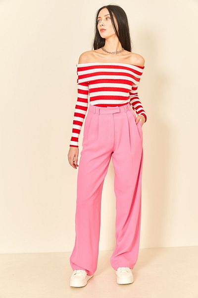 EYYE Red White Madonna Collar Body