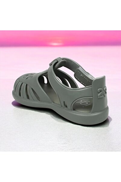 IGOR Child Solid Sanalatı |   Velcro |   Daily and In-Water Use |   Non-Slip Sole