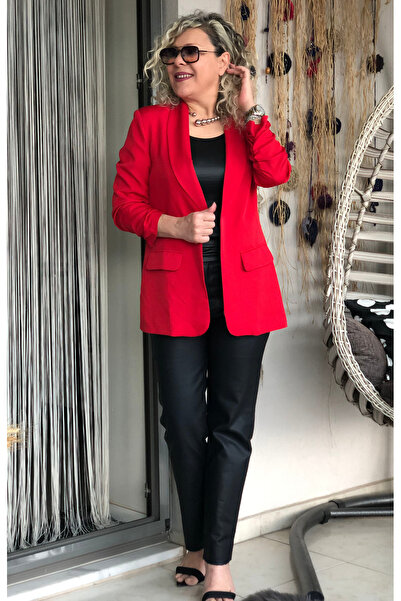 Dila Butik Kolları Büzgü Detaylı Blazer Ceket