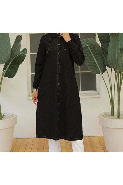 PALME D'OR Women's Black Buttoned Long Cap Overcoat