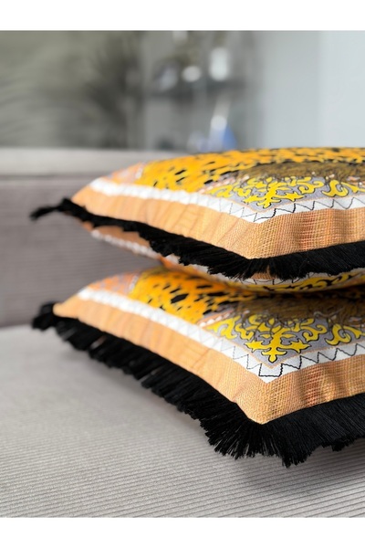 Skhome Çift Taraflı Zebra Dekoratif Saçaklı Kırlent Kılıfı 1Adet 43x43(SK-K07)