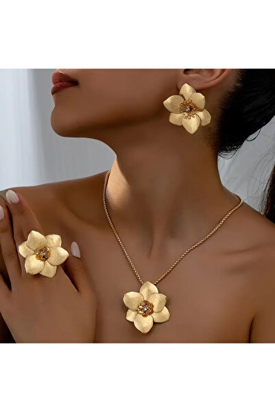 begüm jewelery GOLD-MAT ÇİÇEK FİGÜRLÜ TASARIM SET