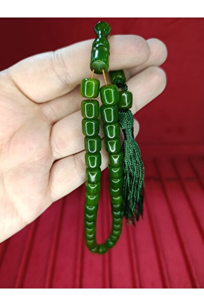 Anemore Collection عصا مسبحة عنبرية مقصوصة باللون الأخضر 9 ملم T-817